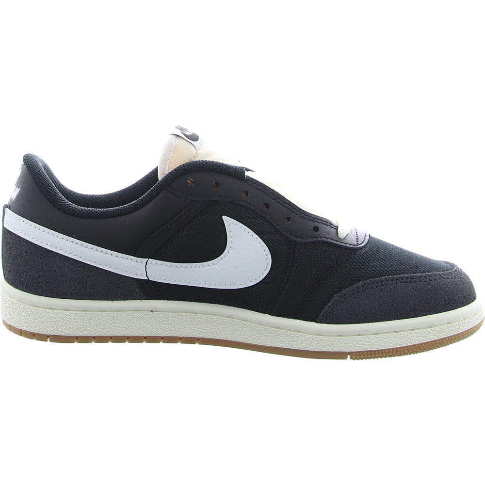 AIR JORDAN SKYLINE LOW