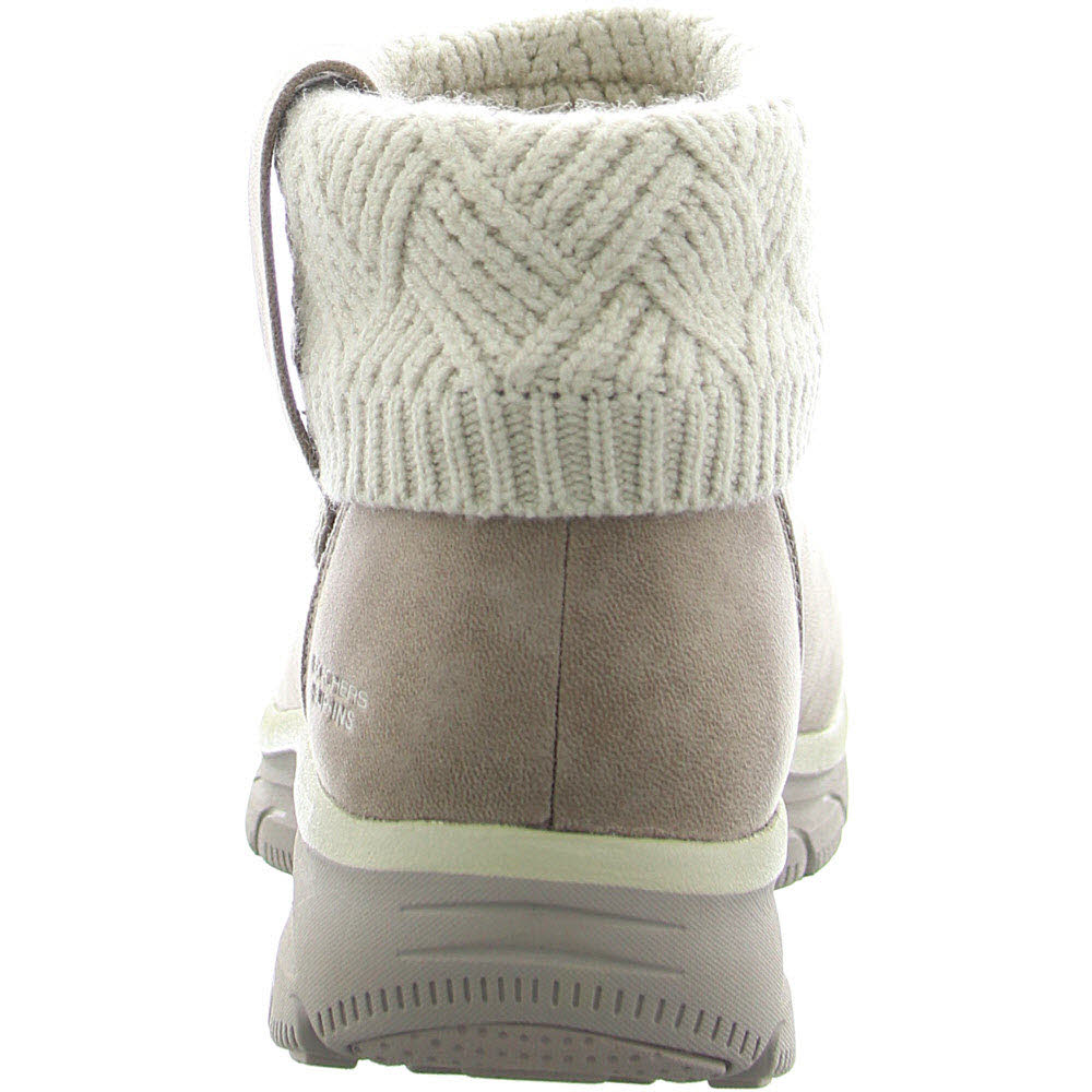 EASY GOING - COZY WEATHER 4