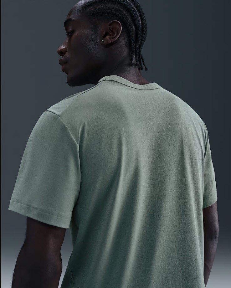 Nike Hyverse Men"s Dri-FIT UV