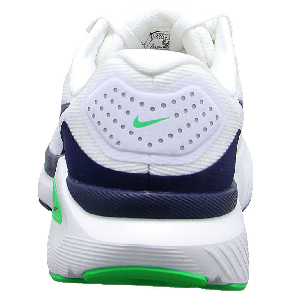 NIKE STRUCTURE 26