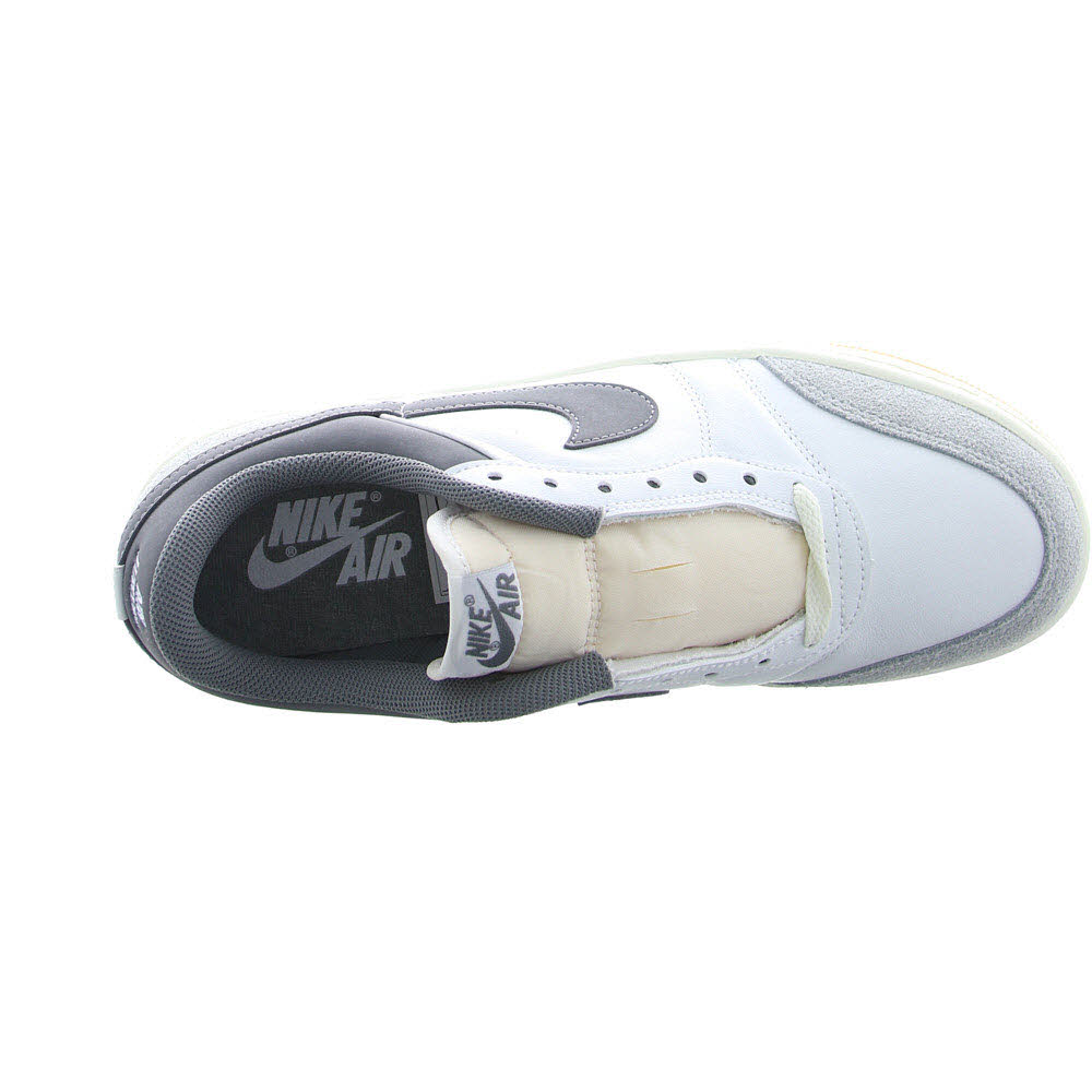 AIR JORDAN SKYLINE LOW LE