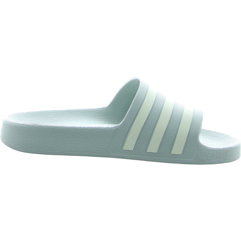 ADILETTE AQUA