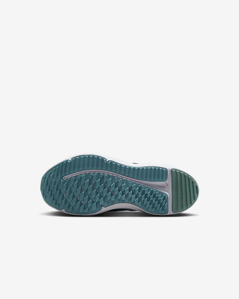 Nike Cosmic Runner