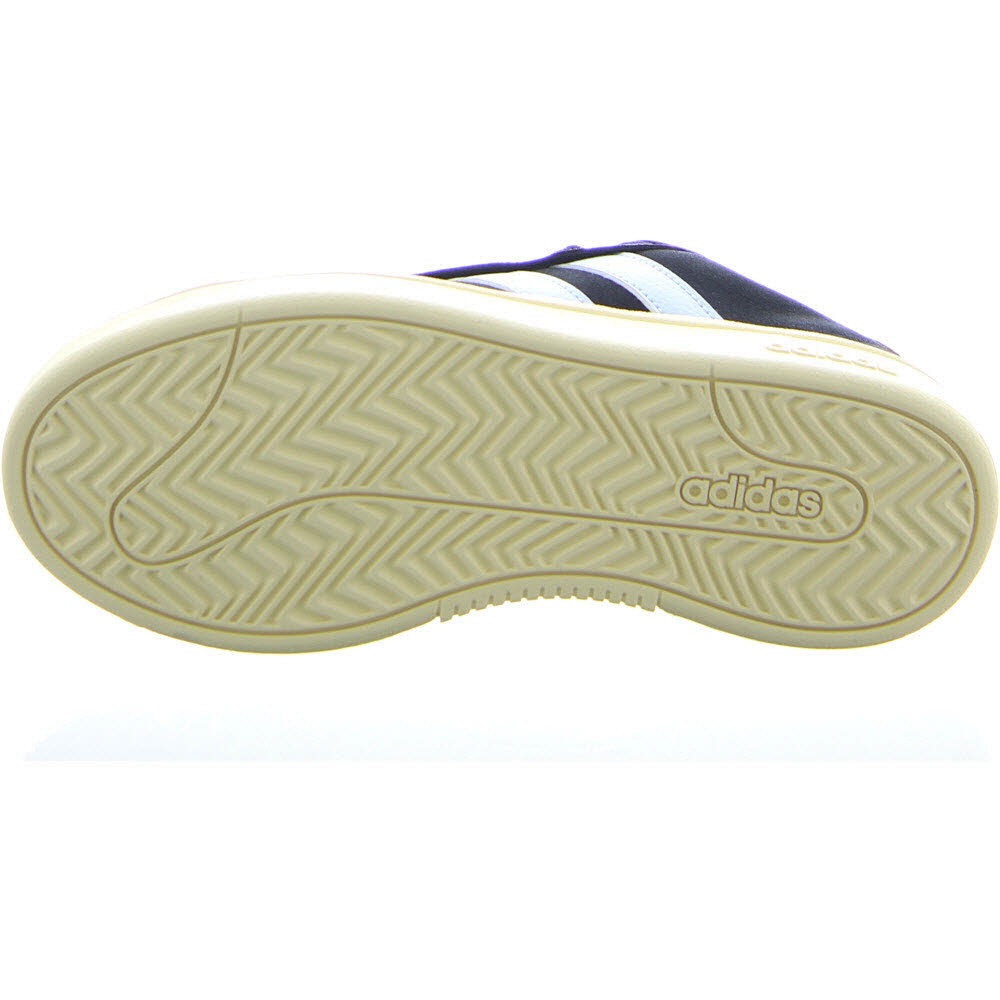 GRAND COURT ALPHA 00s