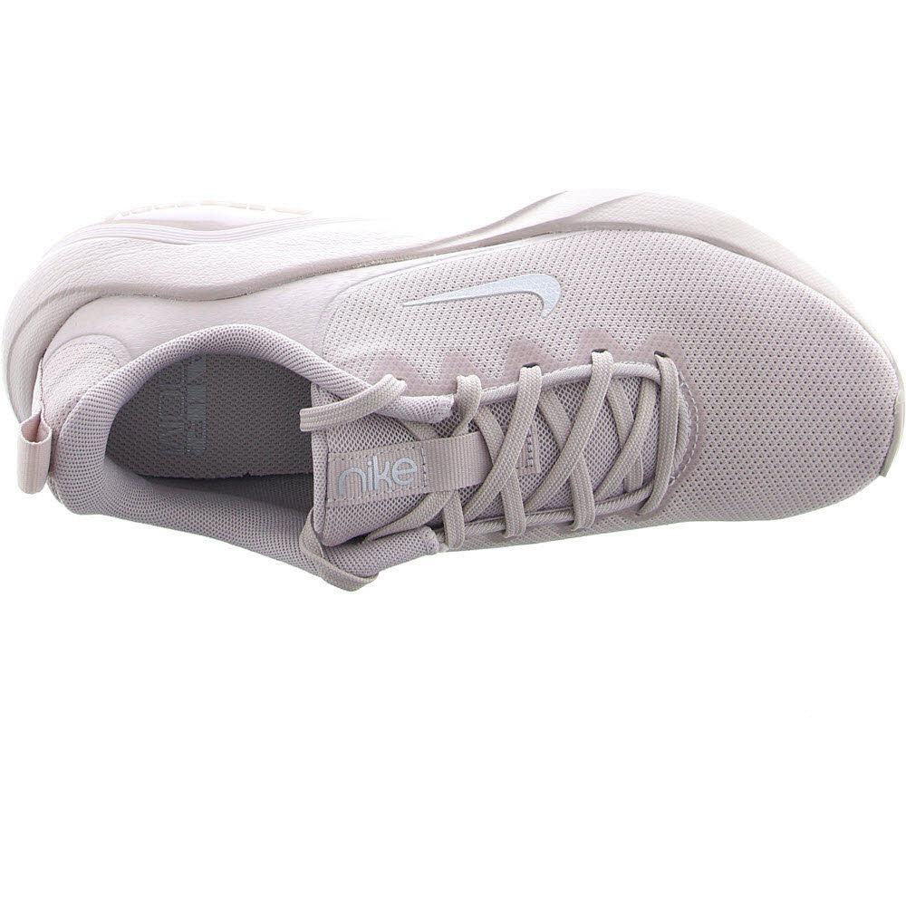 W NIKE AIR ZOOM BELLA 7