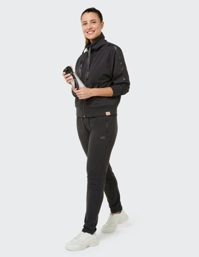 VB_Carrie 4080 OB Jacket