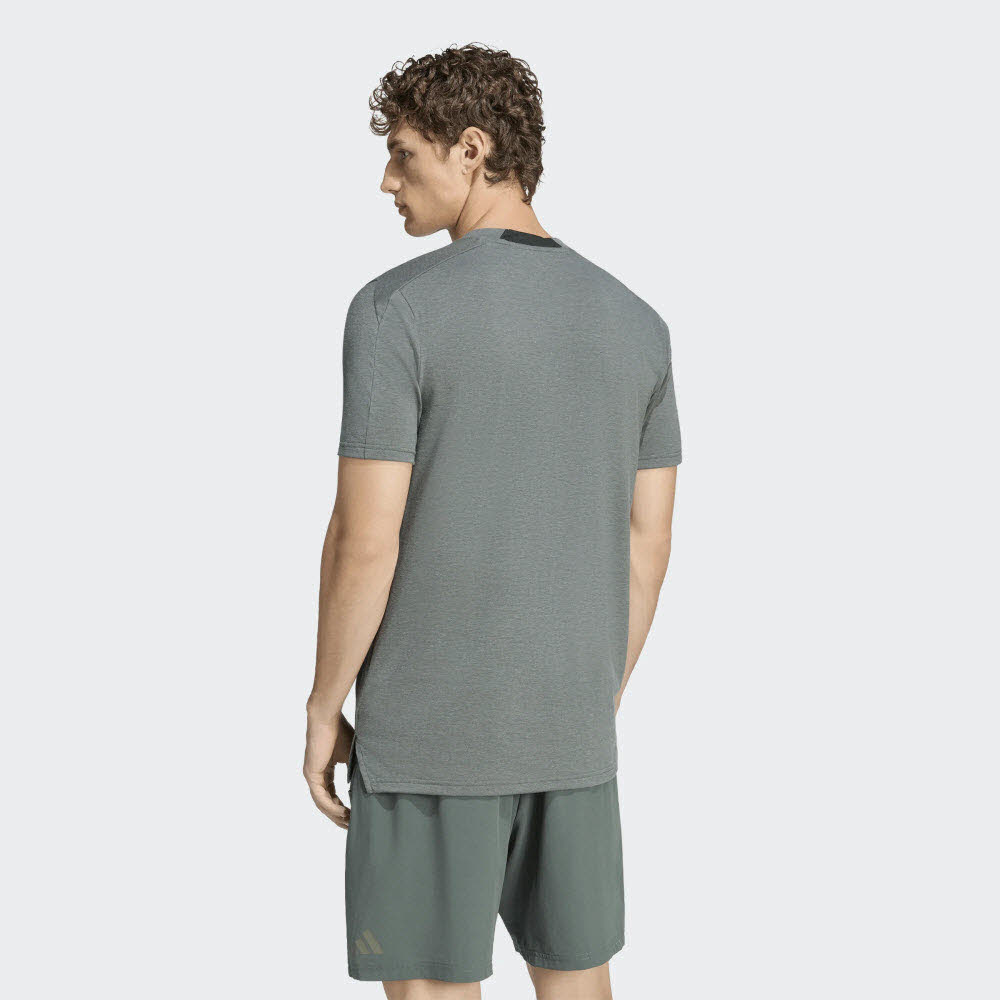 D4T 3S TEE