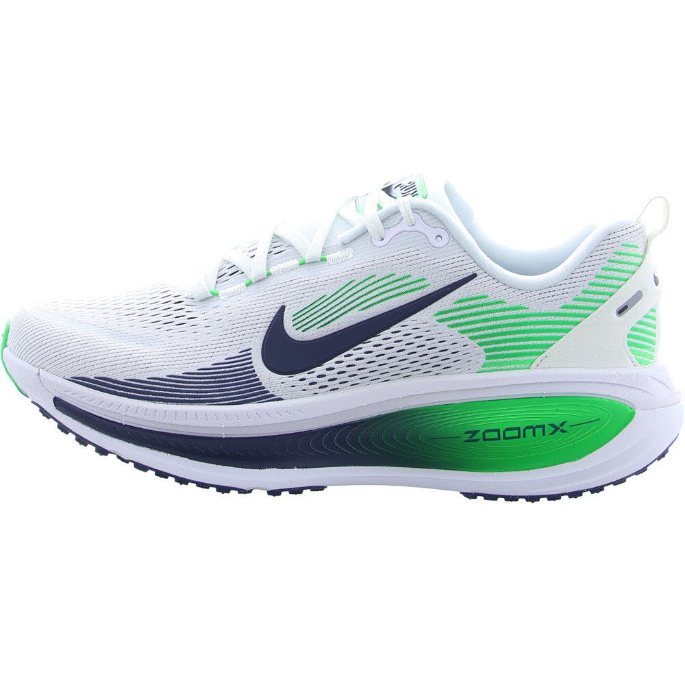 NIKE VOMERO 18