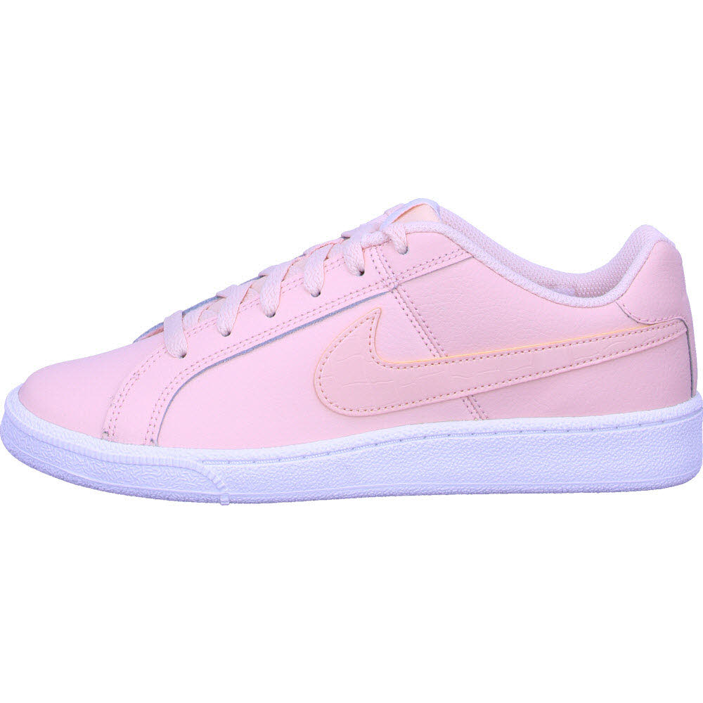 NIKE COURT ROYALE