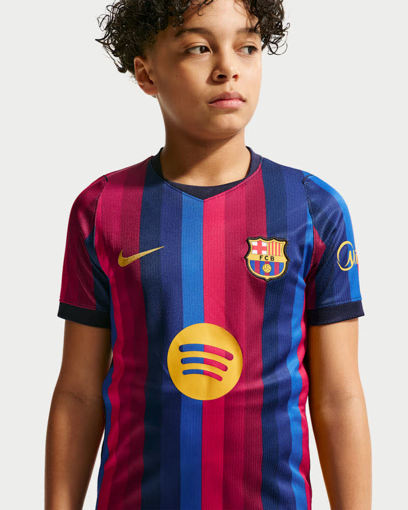 FCB Y NK DF JSY SS STAD HM