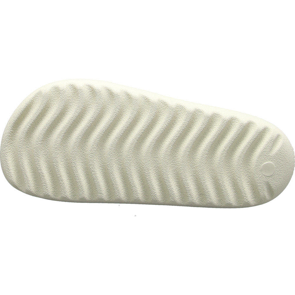 ADILETTE LUMIA