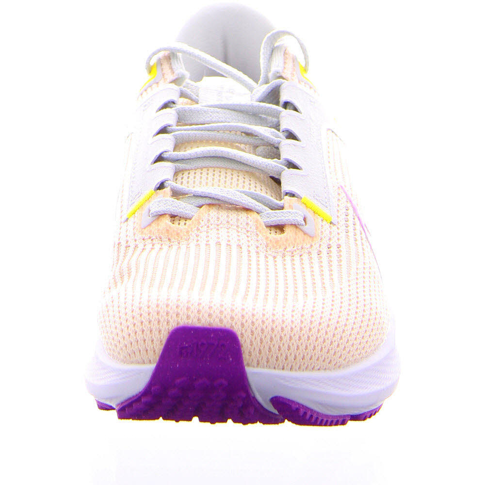 W AIR ZOOM PEGASUS 40