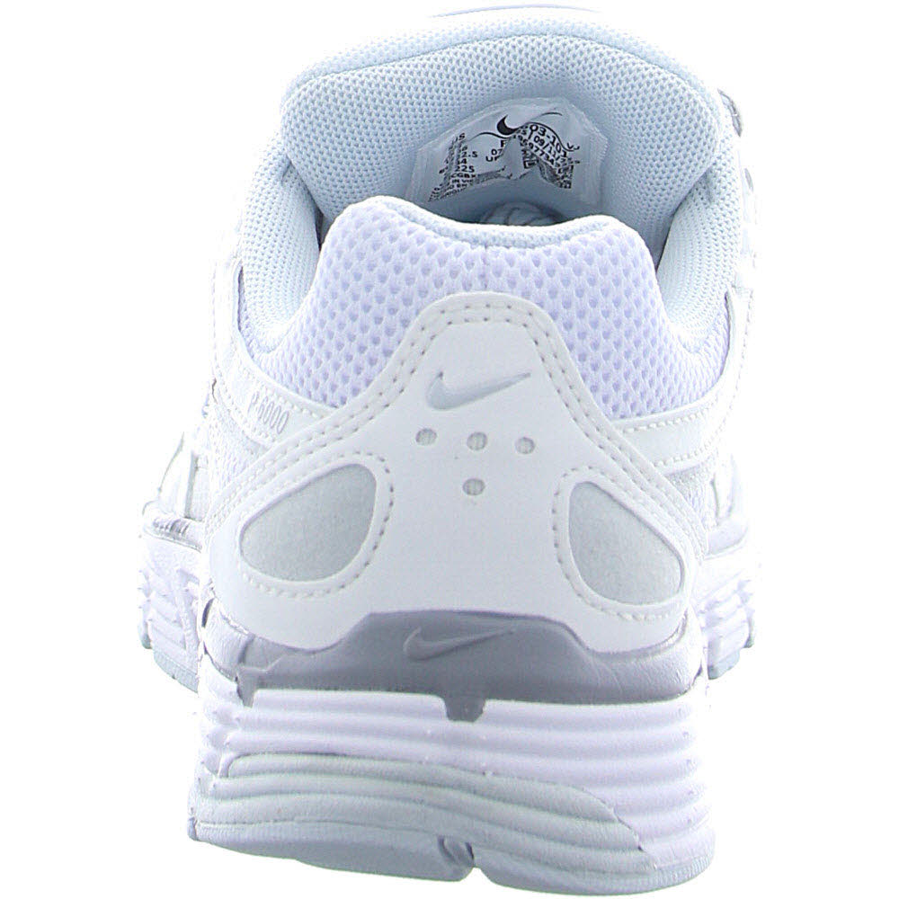 NIKE P-6000